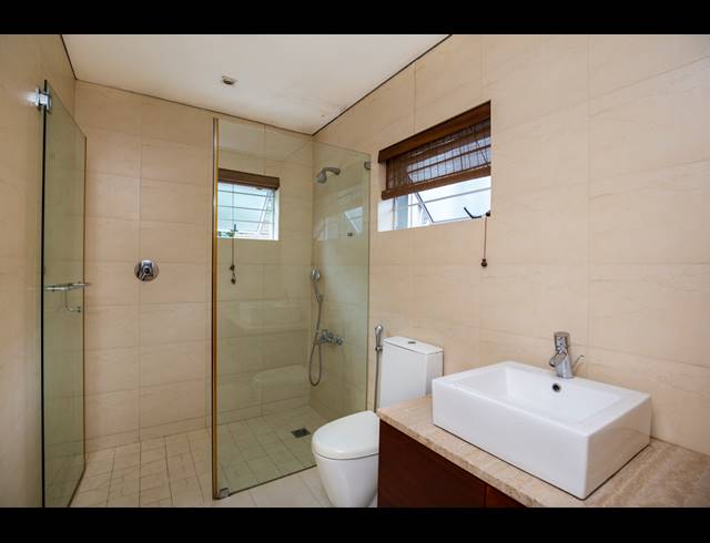 3 BEDROOM HOUSE FOR SALE IN OVERPORT